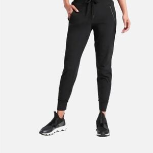 Athleta Black Trekkie North Joggers